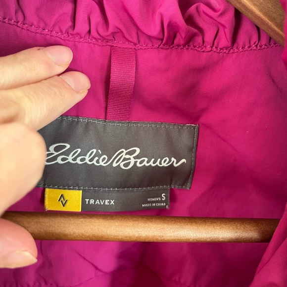 Eddie Bauer Travex Lightweight Vest - Picture 5 of 14